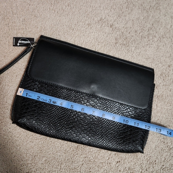 EXPRESS CLUTCH BAG PURSE BLACK *NWT* - Picture 3 of 3